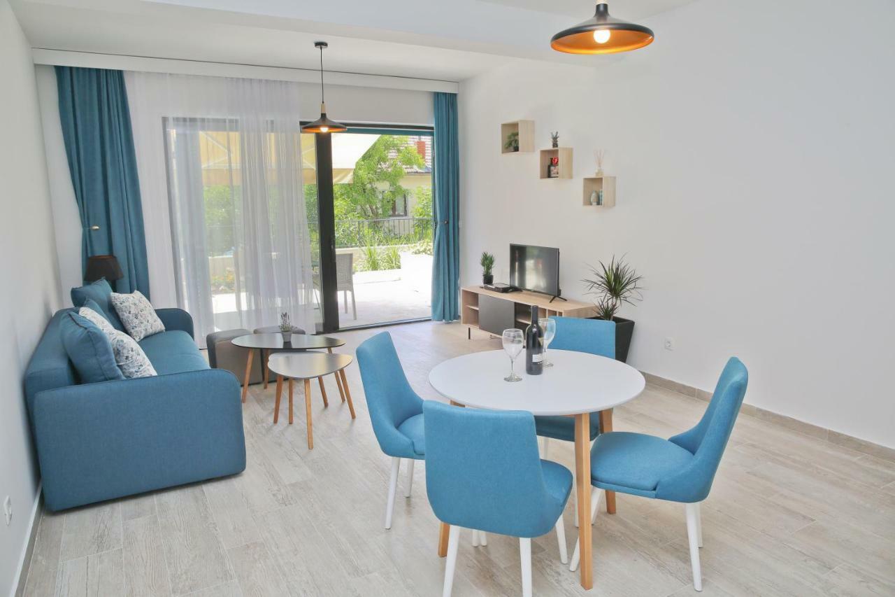 Apartments Boka Blue Dobrota Kotor Exterior photo