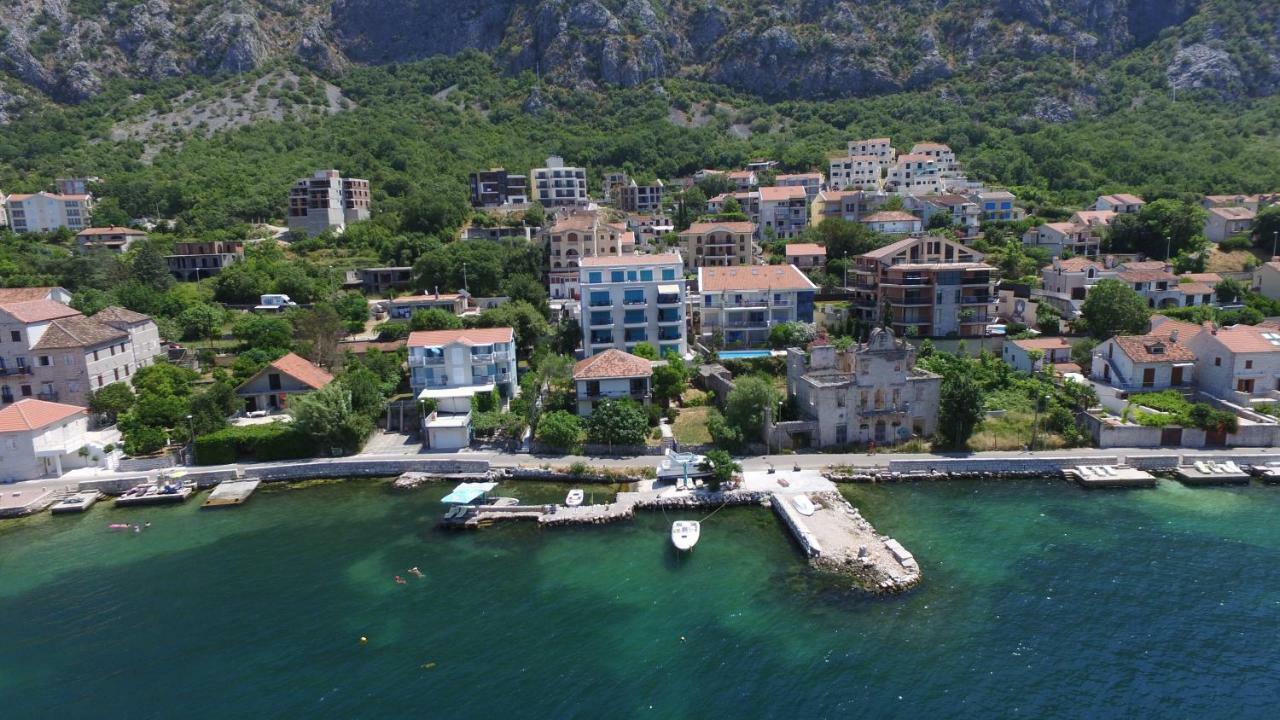 Apartments Boka Blue Dobrota Kotor Exterior photo